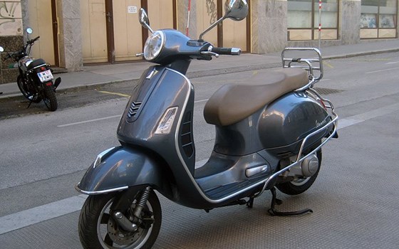 Gebrauchtmotorrad Vespa GTS 300 i.e. - Bild 4