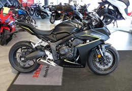 Neumotorrad Honda CBR650R