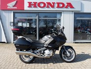 Honda NT700V Deauville