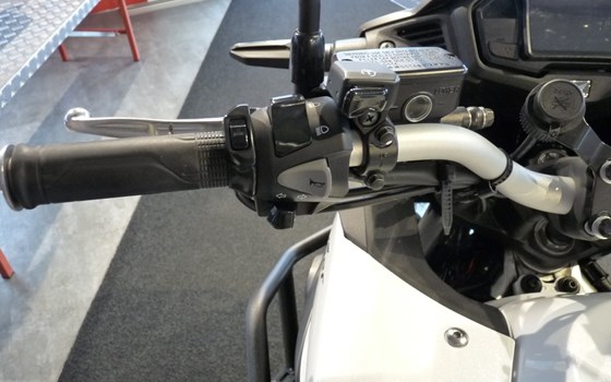 Gebrauchtmotorrad Honda VFR800X Crossrunner - Bild 6