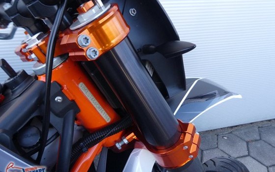 Gebrauchtmotorrad KTM 690 SMC - Bild 4