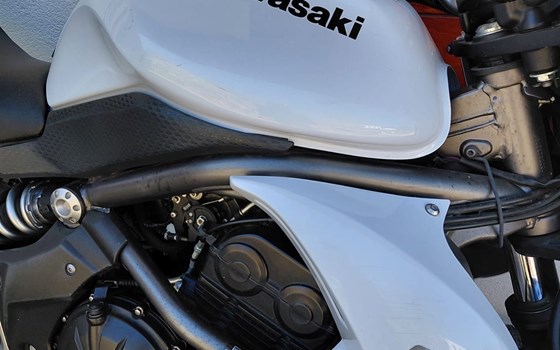 Gebrauchtmotorrad Kawasaki ER-6n - Bild 12