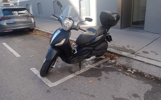 Gebrauchtmotorrad Piaggio Beverly 300 - Bild 1