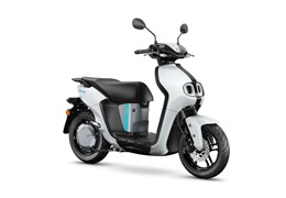 Neumotorrad Yamaha NEO's Dual Battery