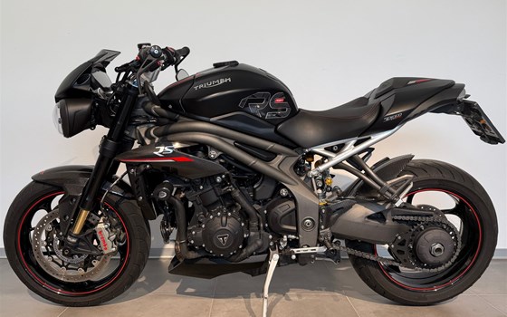 Gebrauchtmotorrad Triumph Speed Triple RS - Bild 2