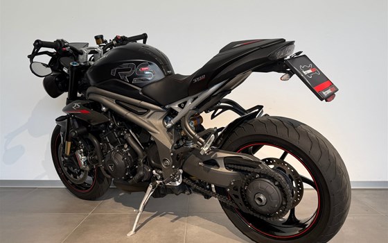 Gebrauchtmotorrad Triumph Speed Triple RS - Bild 7
