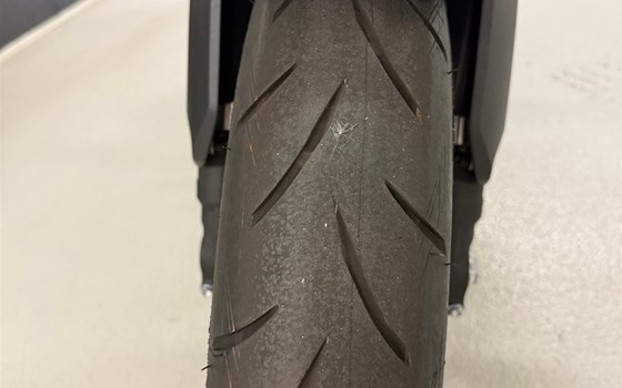 Gebrauchtmotorrad Honda CB 1000 R - Bild 13