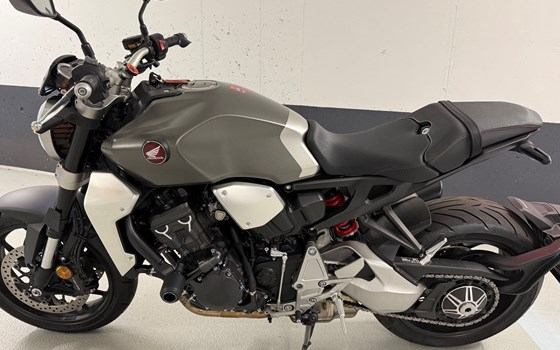 Gebrauchtmotorrad Honda CB 1000 R - Bild 6