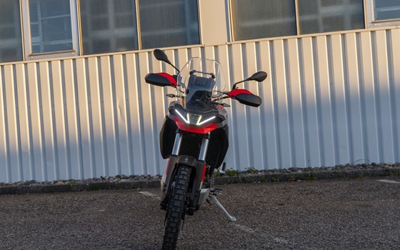 Gebrauchtmotorrad Aprilia Tuareg 660 - Bild 5