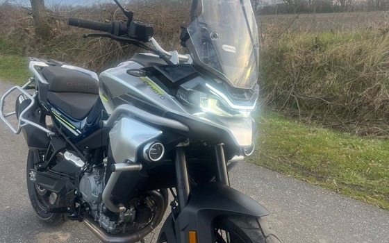 Gebrauchtmotorrad CFMOTO 800MT - Bild 1