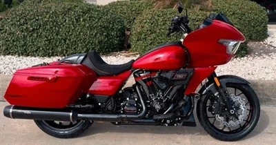 CVO Road Glide ST FLTRXSTSE