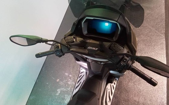 Neufahrzeug Piaggio MP3 530 HPE Exclusive - Bild 7