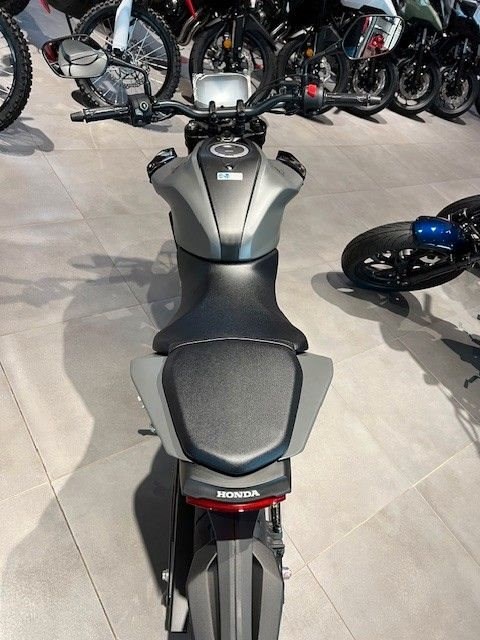 Angebot Honda CB125R