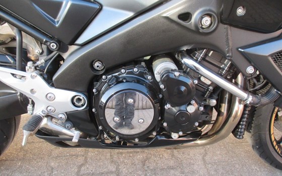 Gebrauchtmotorrad Suzuki B-King - Bild 17