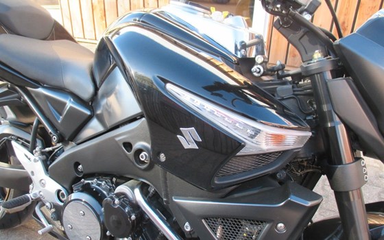 Gebrauchtmotorrad Suzuki B-King - Bild 19