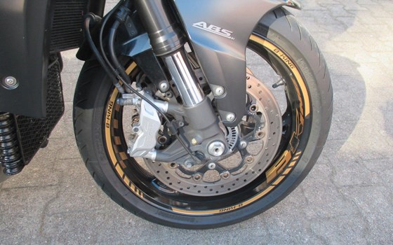 Gebrauchtmotorrad Suzuki B-King - Bild 18