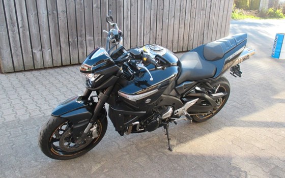 Gebrauchtmotorrad Suzuki B-King - Bild 6