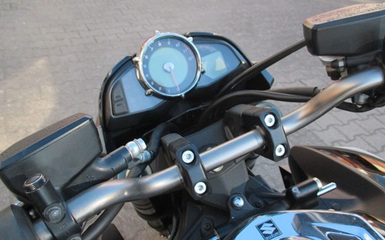 Gebrauchtmotorrad Suzuki B-King - Bild 9