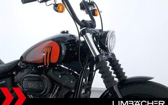 Gebrauchtmotorrad Harley-Davidson Softail Street Bob 114 FXBBS - Bild 25
