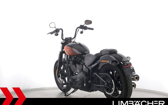 Gebrauchtmotorrad Harley-Davidson Softail Street Bob 114 FXBBS - Bild 7
