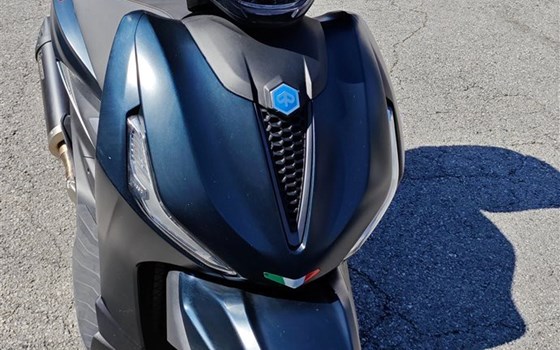 Gebrauchtmotorrad Piaggio Beverly 400 hpe - Bild 2