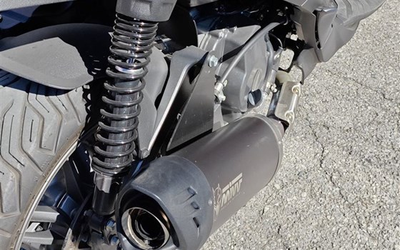 Gebrauchtmotorrad Piaggio Beverly 400 hpe - Bild 8