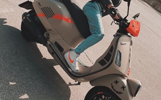 Gebrauchtmotorrad Vespa GTV 300 - Bild 2