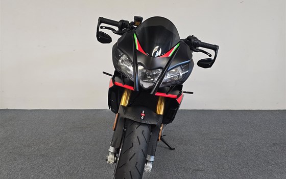 Gebrauchtmotorrad Aprilia Tuono V4 1100 Factory - Bild 4