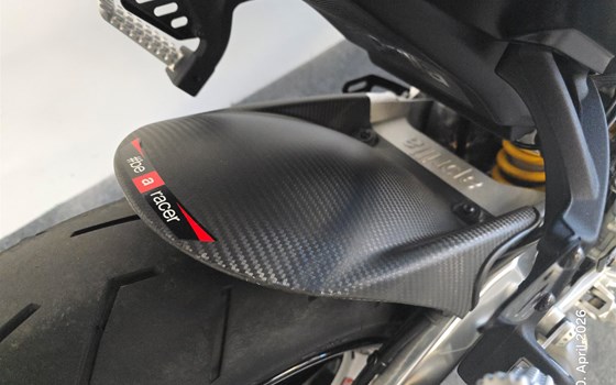Gebrauchtmotorrad Aprilia Tuono V4 1100 Factory - Bild 11