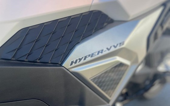 Gebrauchtmotorrad Sym ADX 400 TG - Bild 6