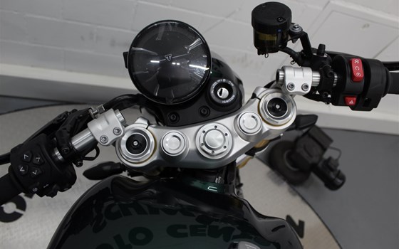 Neufahrzeug Triumph Speed Twin 1200 Cafe Racer Edition - Bild 13