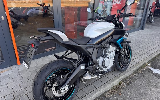 Neufahrzeug CFMOTO 675NK - Bild 3