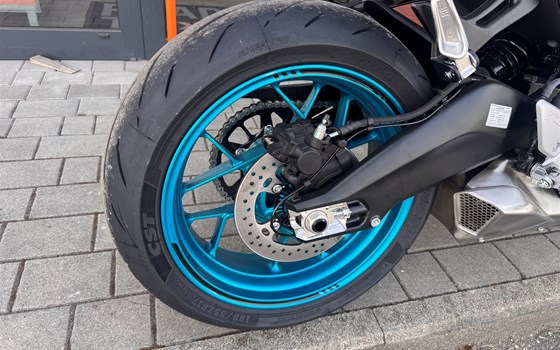 Neufahrzeug CFMOTO 675SR-R - Bild 8