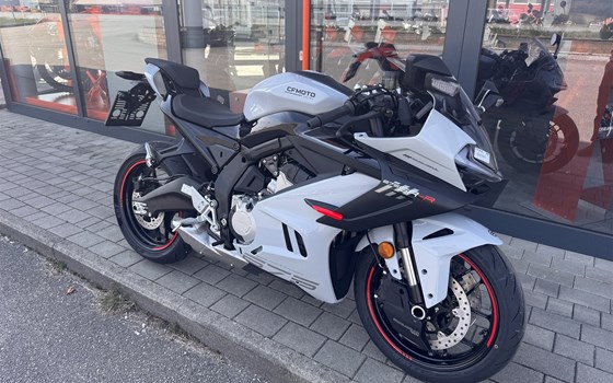 Neufahrzeug CFMOTO 675SR-R - Bild 10