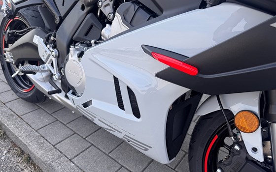 Neufahrzeug CFMOTO 675SR-R - Bild 6