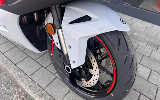 Neufahrzeug CFMOTO 675SR-R - Bild 7
