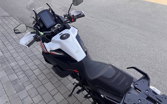 Neufahrzeug KTM 1390 Super Adventure S EVO - Bild 4