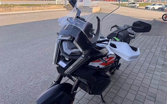 Neufahrzeug KTM 1390 Super Adventure S EVO - Bild 6