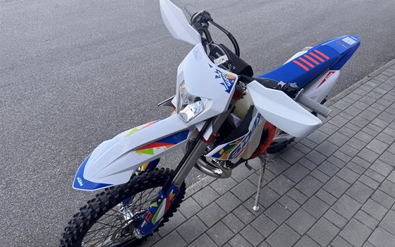 Neufahrzeug KTM 300 EXC SIX DAYS - Bild 5