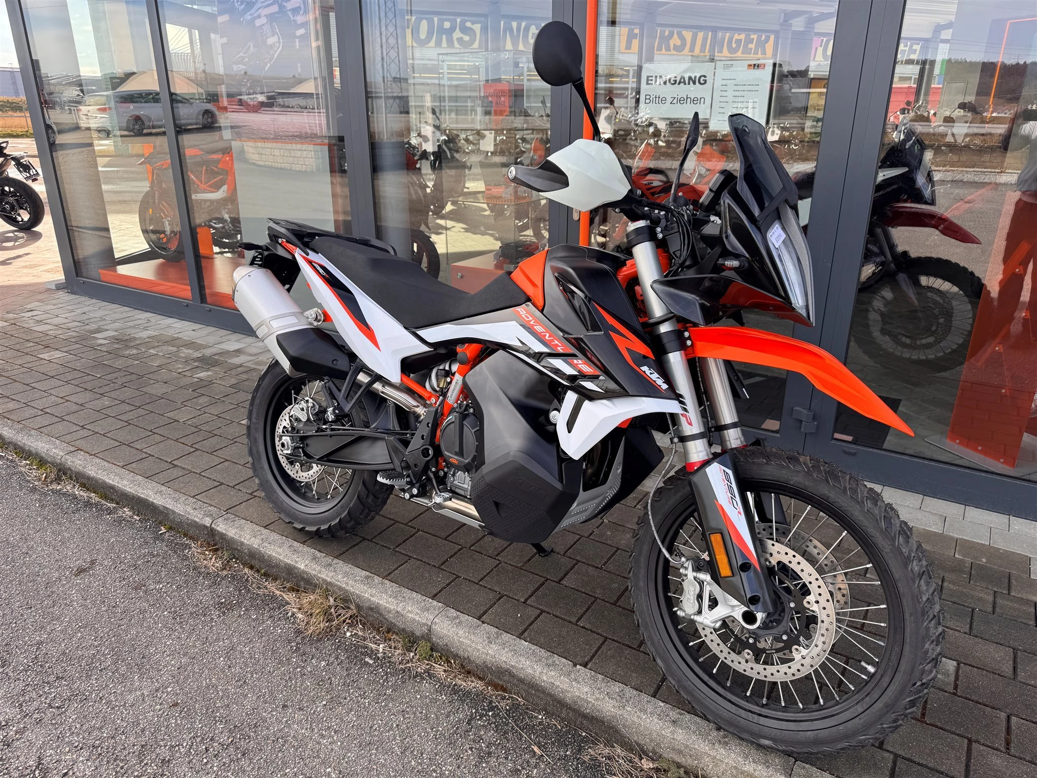 KTM 890 Adventure R