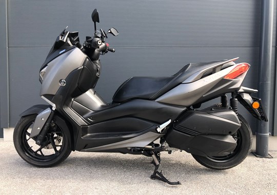 GEBRAUCHTFAHRZEUG Yamaha XMAX 300
