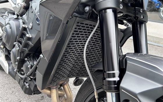 Gebrauchtmotorrad Triumph Street Triple 765 R - Bild 5