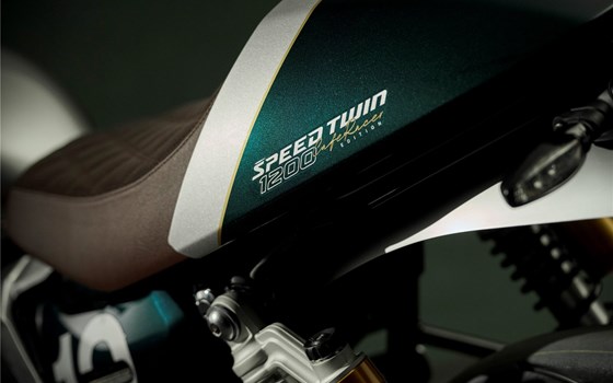 Neufahrzeug Triumph Speed Twin 1200 Cafe Racer Edition - Bild 16