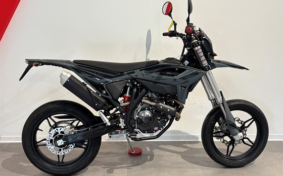 Neufahrzeug Beta RR 125 4T Motard T X special edition - Bild 10