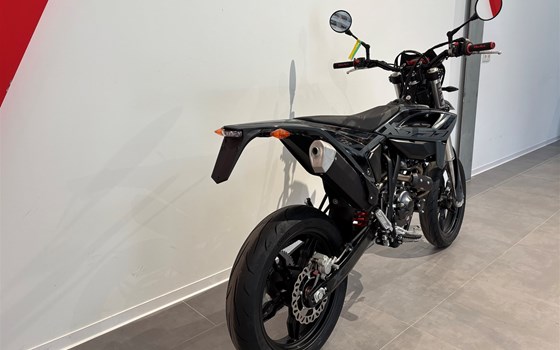 Neufahrzeug Beta RR 125 4T Motard T X special edition - Bild 14