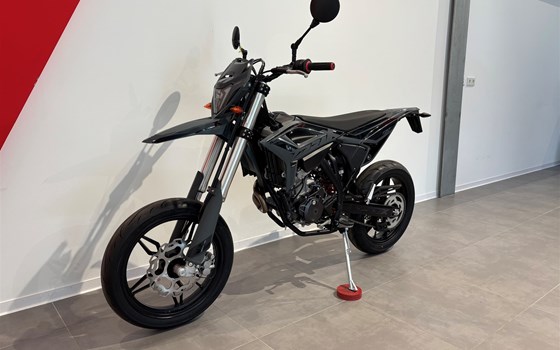 Neufahrzeug Beta RR 125 4T Motard T X special edition - Bild 2