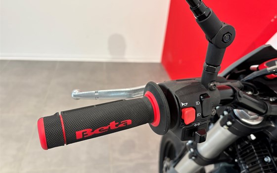 Neufahrzeug Beta RR 125 4T Motard T X special edition - Bild 5