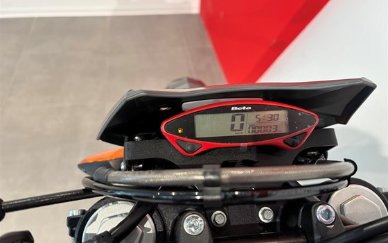 Neufahrzeug Beta RR 125 4T Motard T X special edition - Bild 7