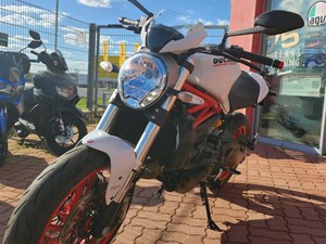 Ducati Monster 821