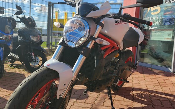 Gebrauchtmotorrad Ducati Monster 821 - Bild 1